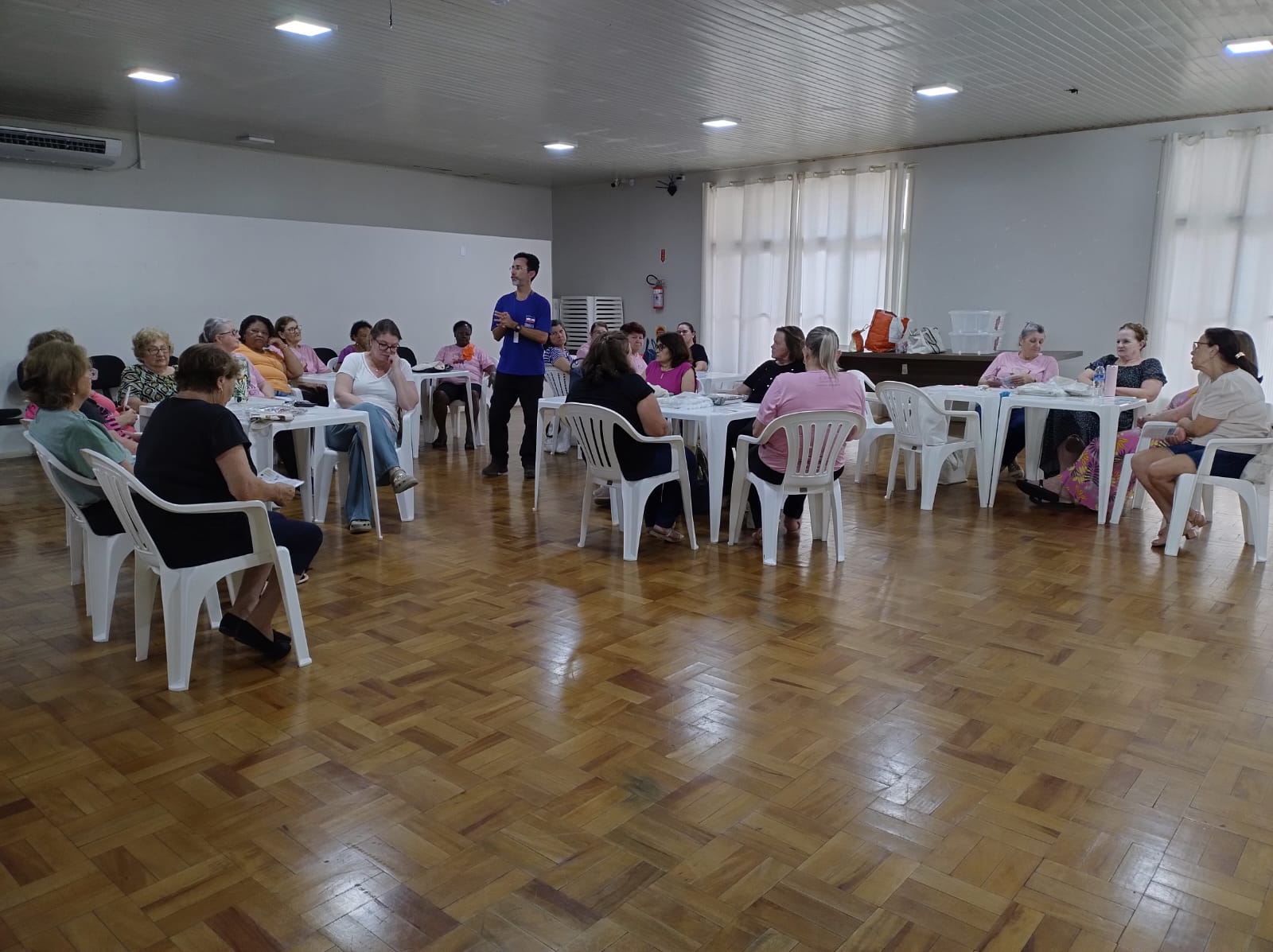 Vigilância Entomológica de Siderópolis orienta grupos da Afabess sobre prev